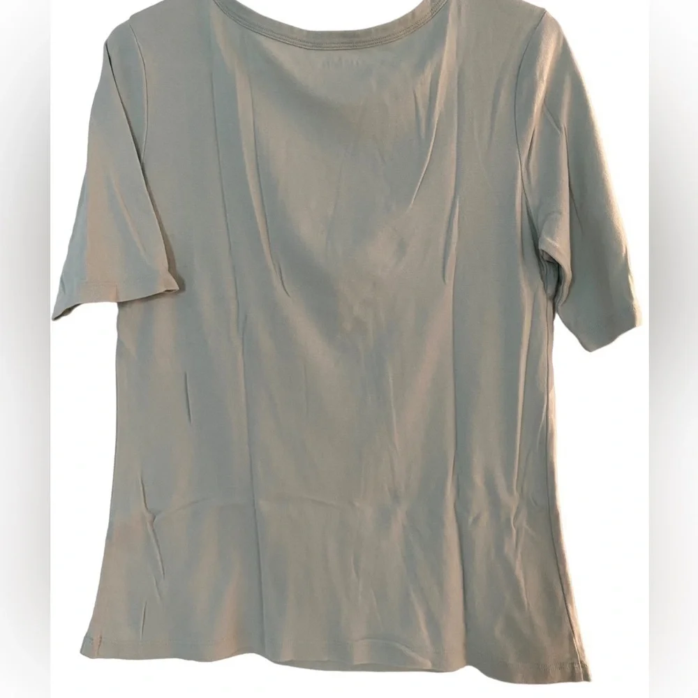 BEADED APPLIQUÉ Tee shirt by Caslon short sleeve Light teal cotton. Medium C